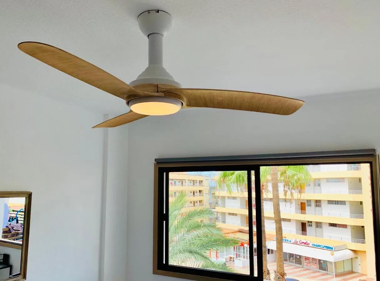 Apartment Iguazu At 100 M From Yumbo Center San Bartolome de Tirajana